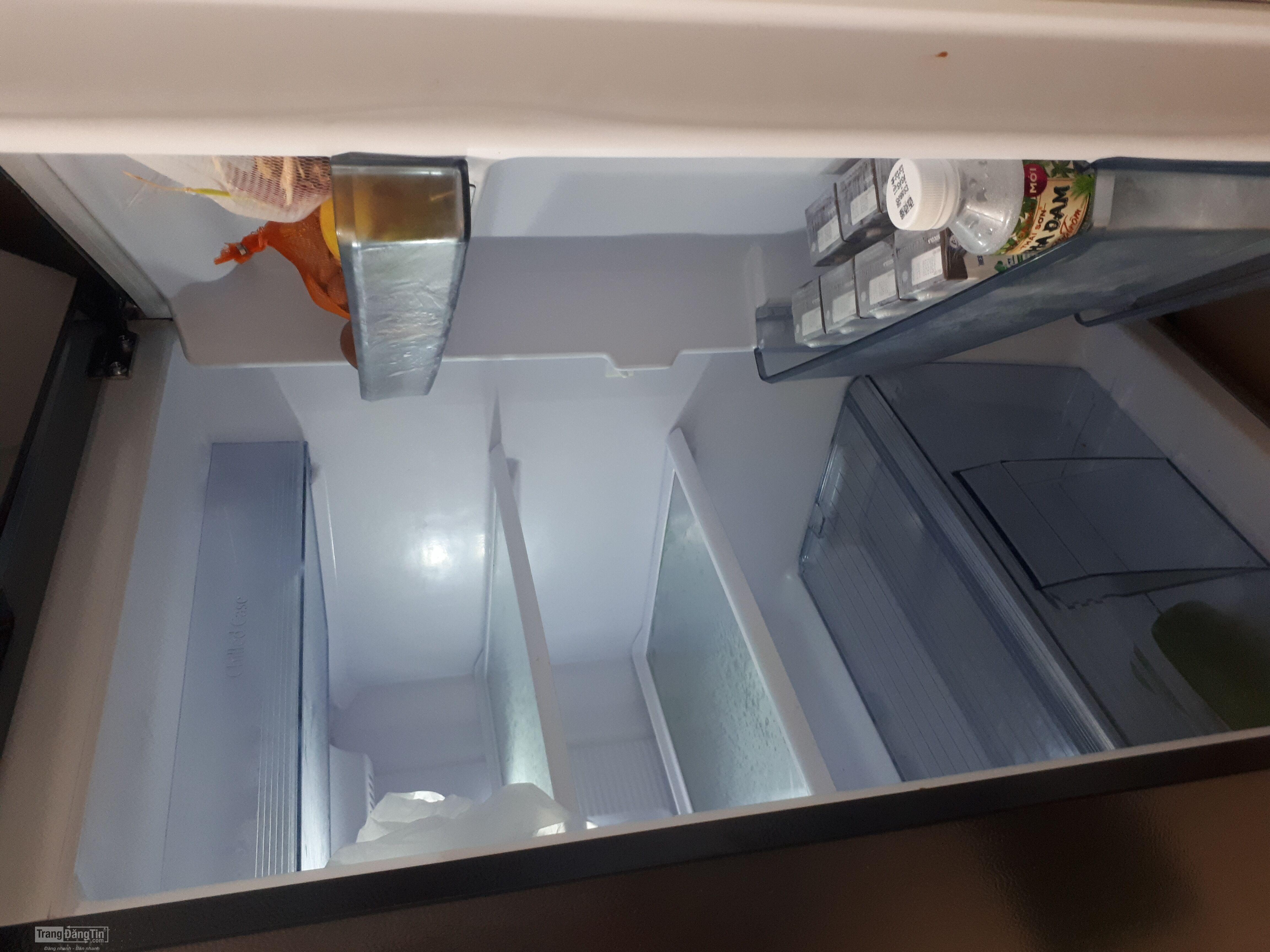 Cần bán tủ lạnh panasonic